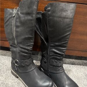 Elegant Black Women's Winter Boots